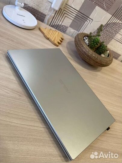 Ноутбук asus Laptop 15 F515JF-BR226T