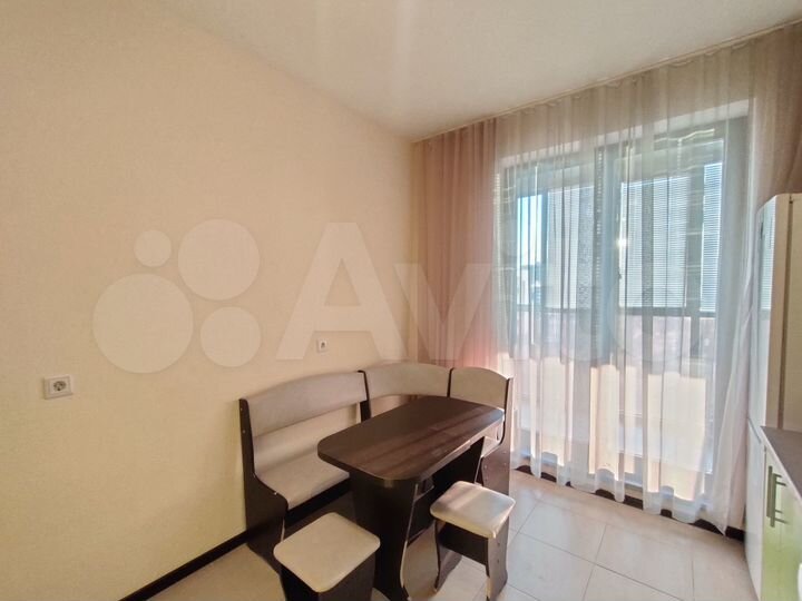 2-к. квартира, 52 м², 16/16 эт.