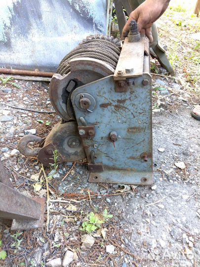 Механическая лебедка