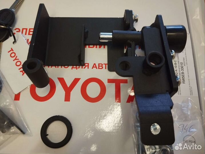 Противоугонный замок на АКПП Toyota RAV4 2012