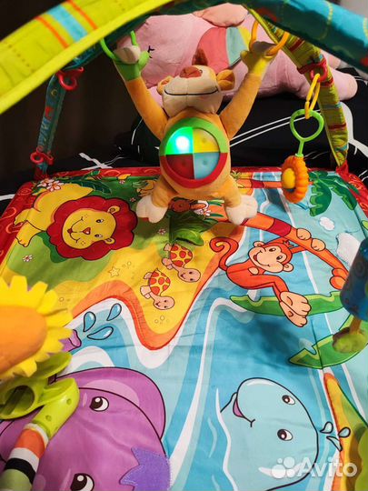 Развивающий коврик