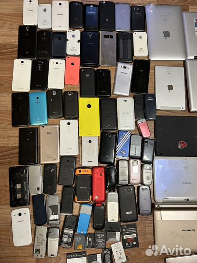 Телефоны на запчасти