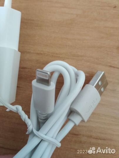 Зарядное устройство с кабелем 8-pin для iPhone