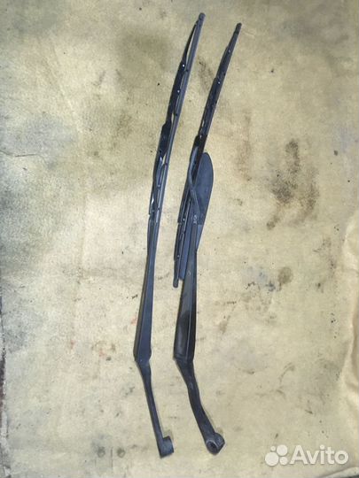 Дворники Subaru Legacy BH/BE