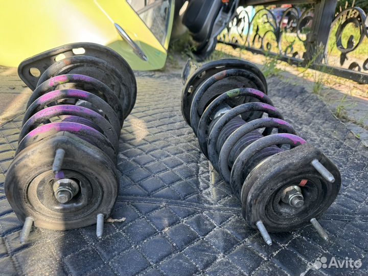 Toyota camry 40 амортизатор задний в сборе