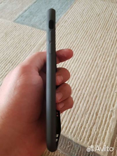 Чехол на iPhone 11