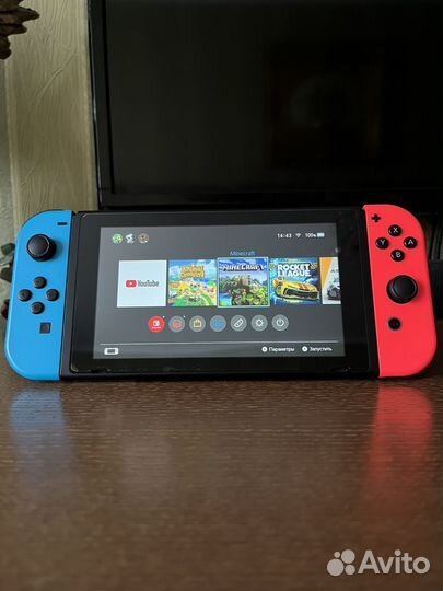 Nintendo switch rev 2 +чехол и 2 игры