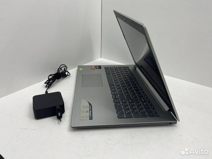 Ноутбук Lenovo ideapad 320-15ikb