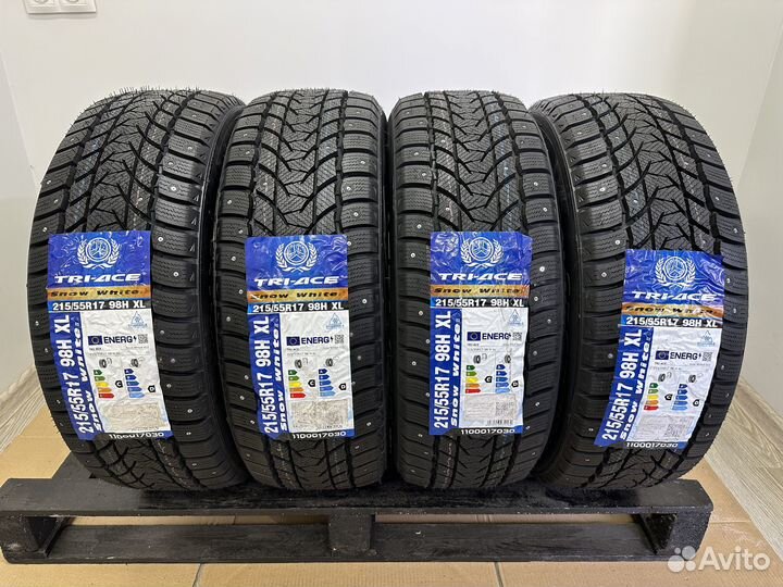 Tri Ace Snow White II Stud 215/55 R17 98H