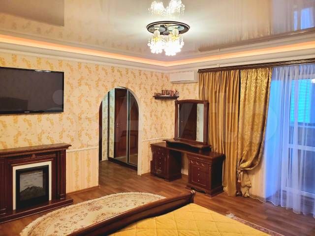 4-к. квартира, 158 м², 6/16 эт.