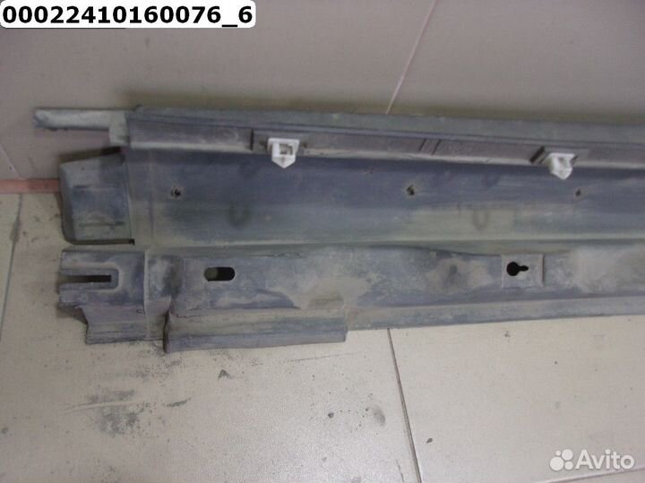 Накладка на порог левая Volvo XC70 Cross Country