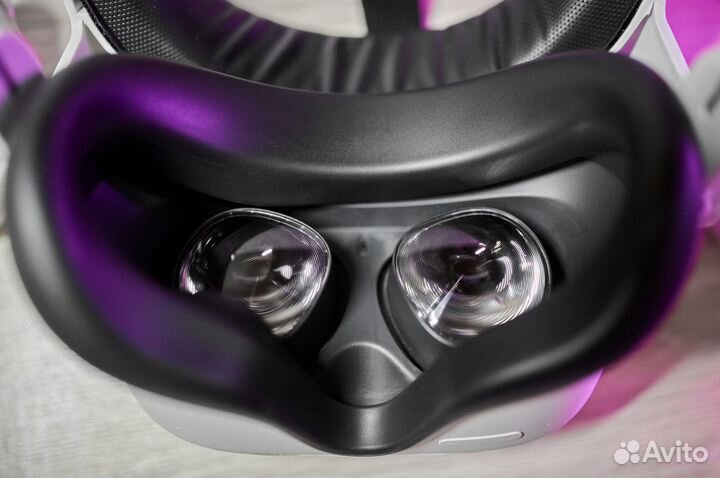 VR шлем Oculus Quest 2 с удобным креплением