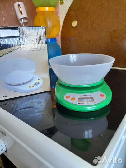 Весы бытовые электронные новые