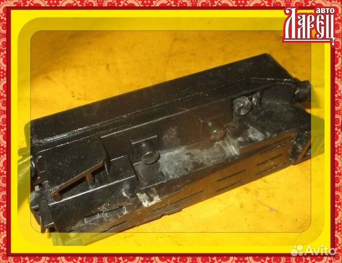 Блок предохранителей Chrysler jeep Grand cherokee