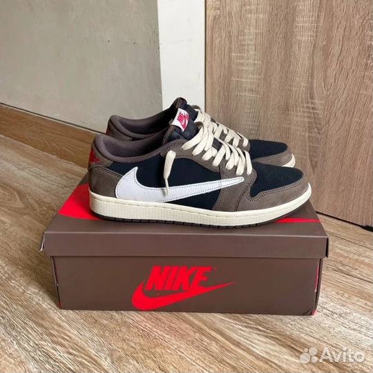 Air Jordan 1 Low 