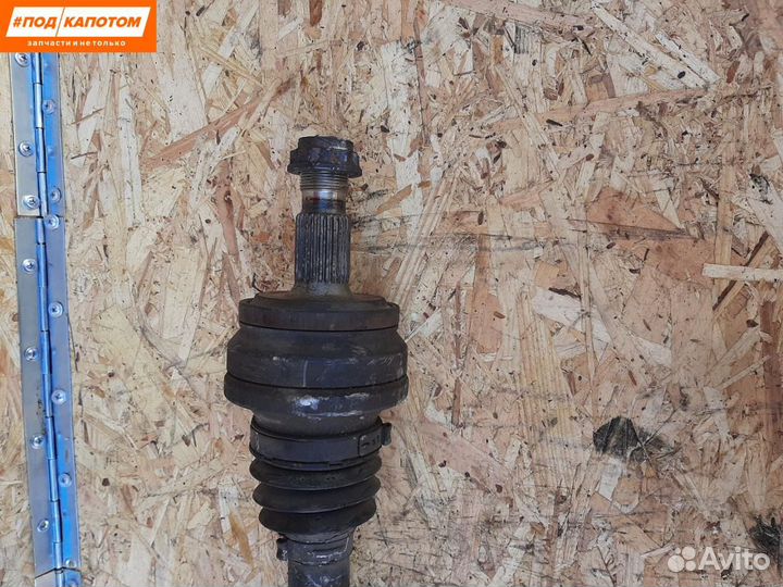 Привод зад. Mercedes-Benz C-Класс W204 2010