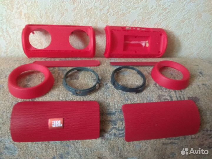 Запчасти от блютуз колонки