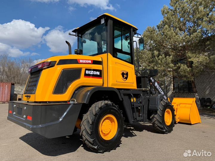 Фронтальный погрузчик BIZON 920, 2023