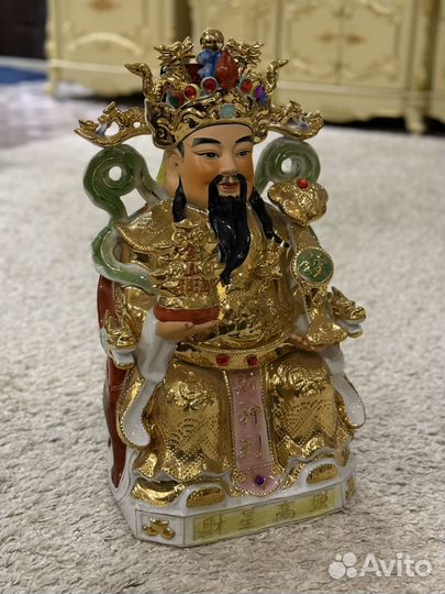 Статуэтка Цай-Шэнь