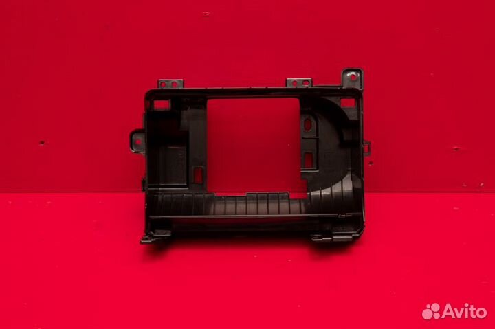 Подстаканник Toyota Land Cruiser 200 1VD 2015