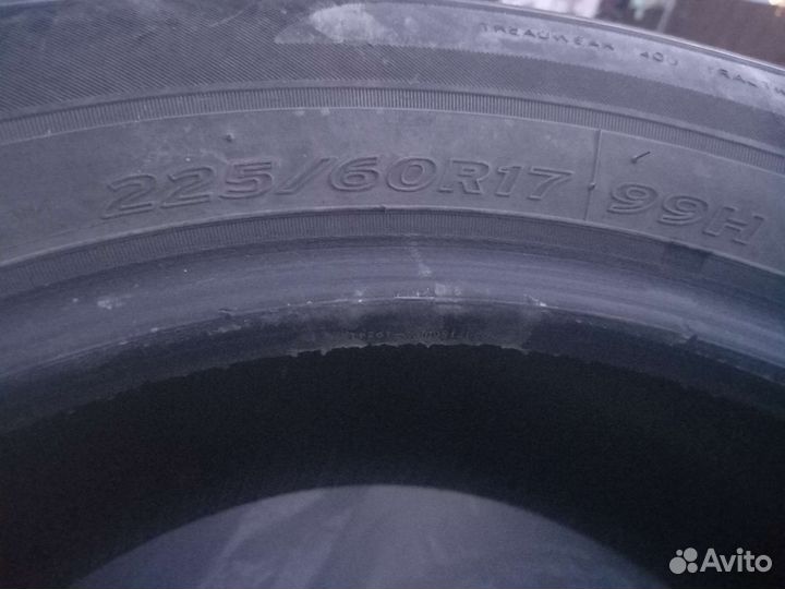 Hankook Winter Radial W400 225/60 R17