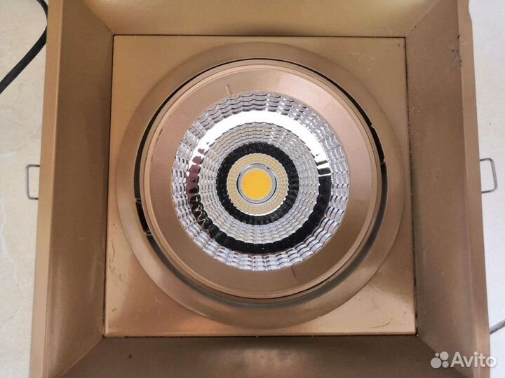 Светильник потолочный LED