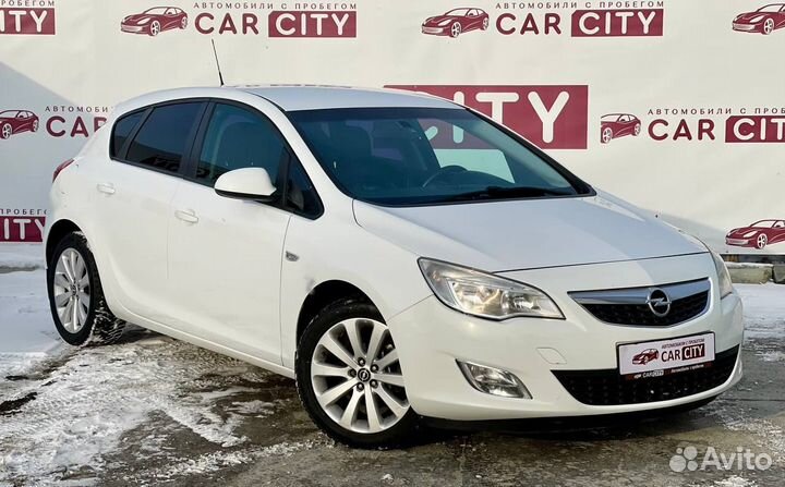 Opel Astra 1.6 МТ, 2012, 136 000 км