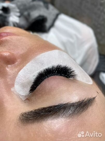 Наращивание ресничек