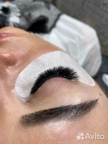 Наращивание ресничек