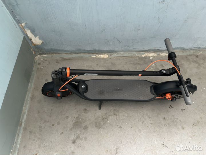 Продам электросамокат