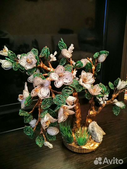 Деревья из бисера