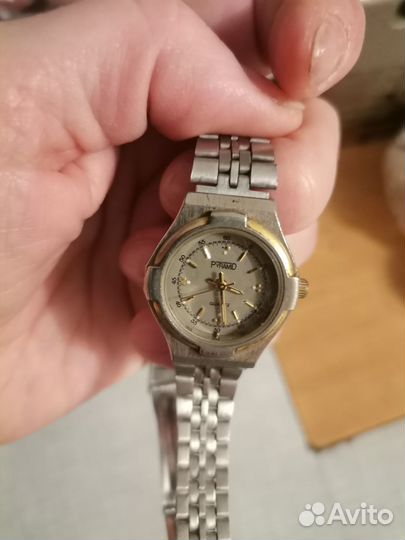 Часы наручные мужские и женские