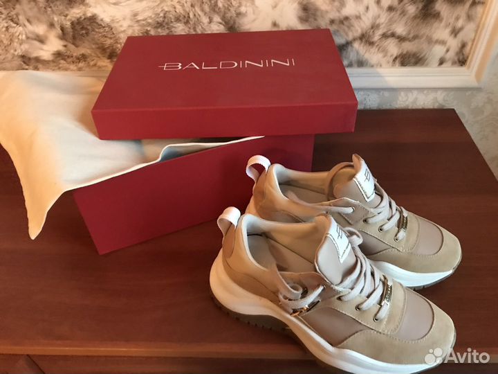 Кроссовки женские baldinini 36