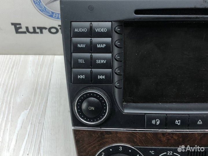 Магнитола Mercedes W203