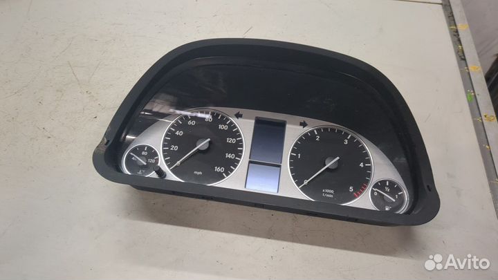 Щиток приборов Mercedes B W245, 2007