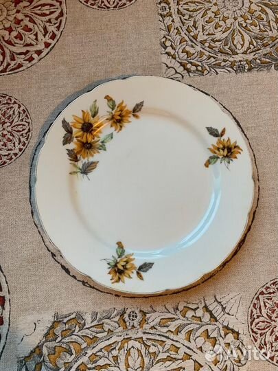 Тарелки, менажница, наборы