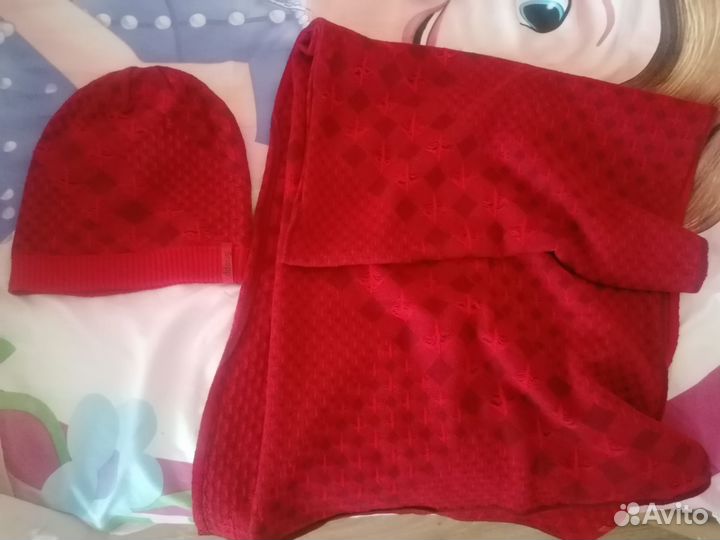 Комплект шапка и шарф женские новые