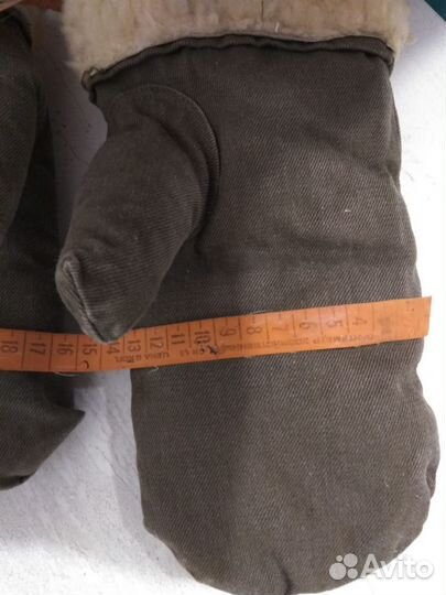 Зимние рукавицы