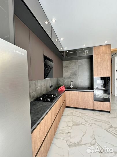 Прямая кухня на заказ. Фабрика