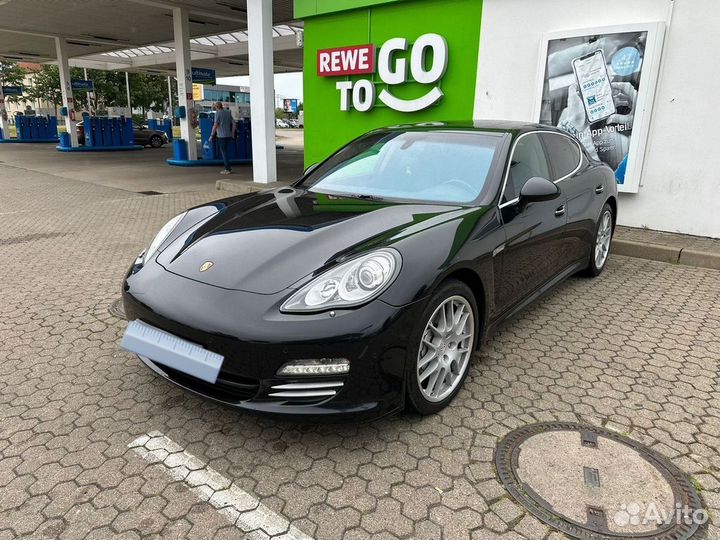 В разборе Porsche Panamera 4S запчасти