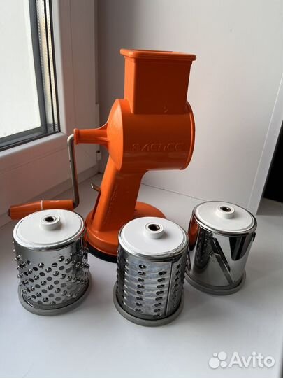 Терка-овощерезка ручная роторная с ручкой