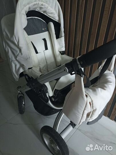 Коляска 2 в 1 в хорошем состоянии