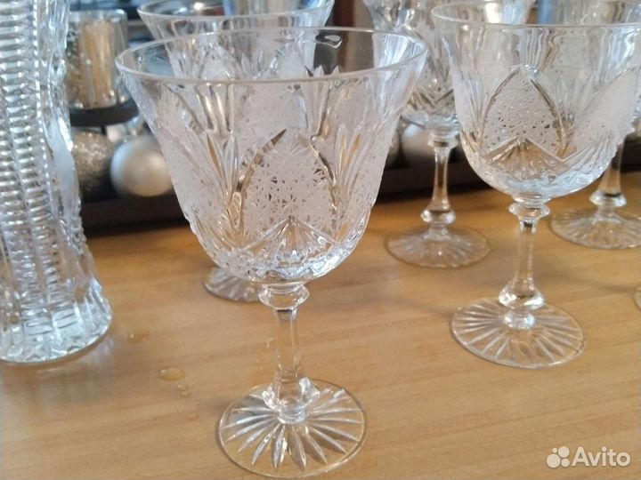 Хрусталь,рюмки,фужеры,салатники,меажница