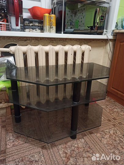 Стеклянная тумба