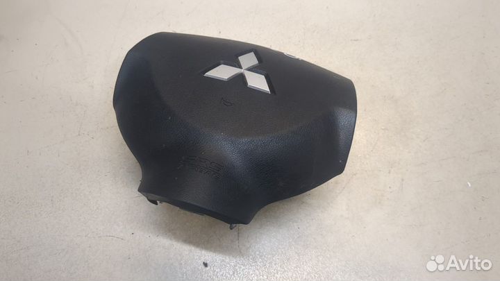 Подушка безопасности водителя Mitsubishi Outlander