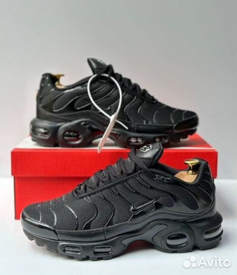 Кроссовки Nike Air Max Tn Plus