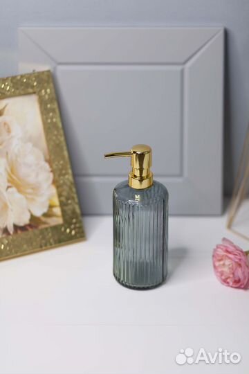 Дозатор для жидкого мыла