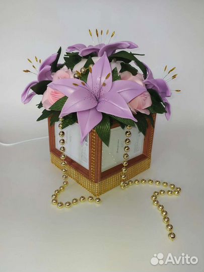 Светильник ростовые цветы из изолона