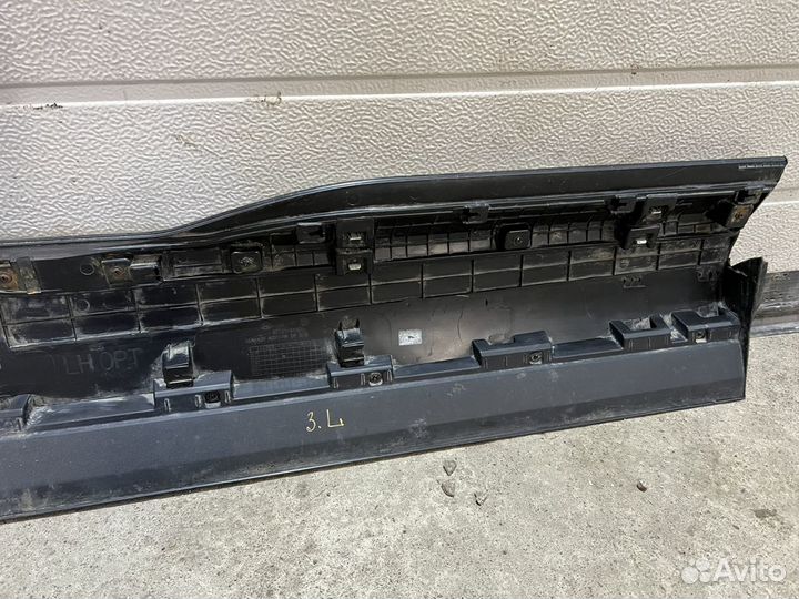 Накладка двери передняя левая Hyundai Santa Fe 4