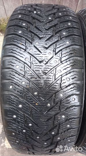 Nokian Tyres Hakkapeliitta 8 SUV 235/55 R17 103T